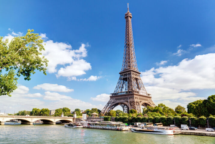 eiffel,tower,view,,paris,,france.,scenic,panorama,of,seine,river